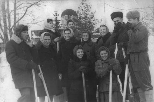 Первые «институтские» годы (1950 – 1960 гг.) - student2.ru