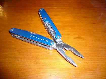 Leatherman Juice CS4 - student2.ru