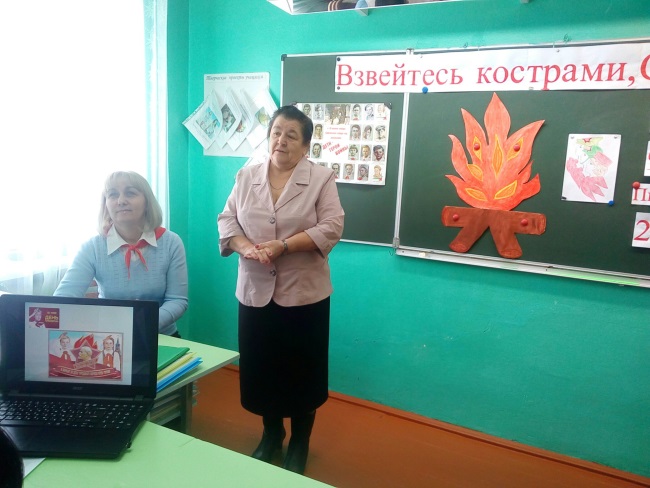 Каждый новый год был по-своему особенным. - student2.ru