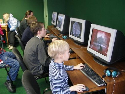 Вред компьютера для детей – возможные физические и психические отклонения у зависимого от компьютера ребенка. - student2.ru