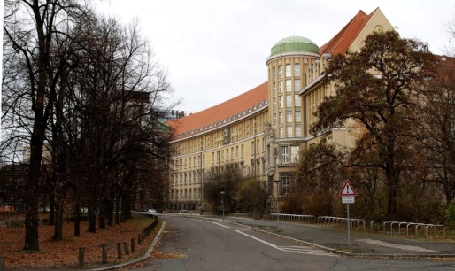 Hier schreiben Sie das Ergebnis. - student2.ru