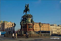 Фото и описание: Памятник Николаю I - student2.ru