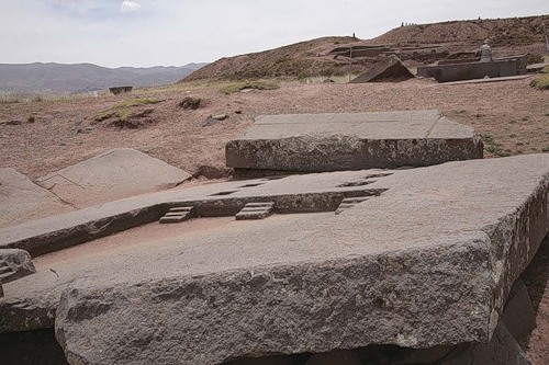 Зеркало "инков" массой 10 000 тонн... - student2.ru