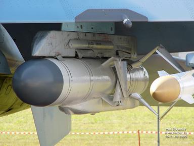 Управляемая ракета класса «воздух-поверхность» - student2.ru